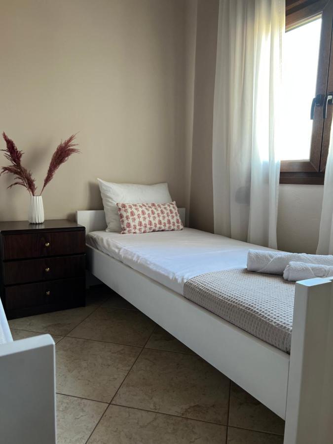 Serenity Resort Vrísai 외부 사진